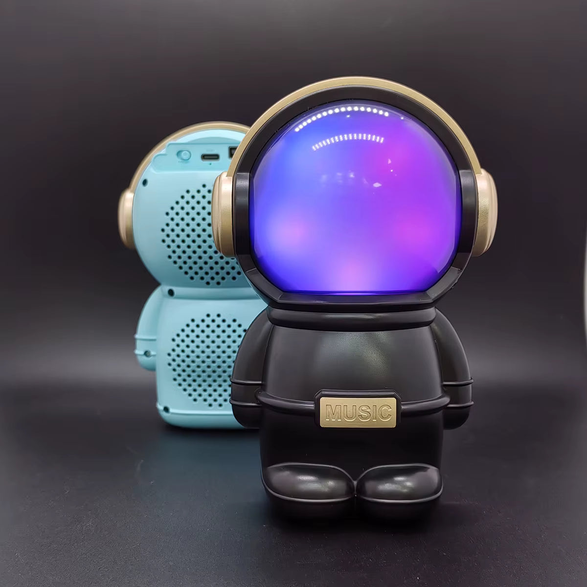 tamACX Astronaut Style Deep Bass Wireless Bluetooth Speaker