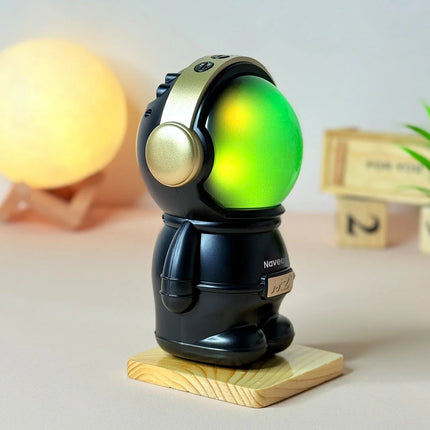 tamACX Astronaut Style Deep Bass Wireless Bluetooth Speaker
